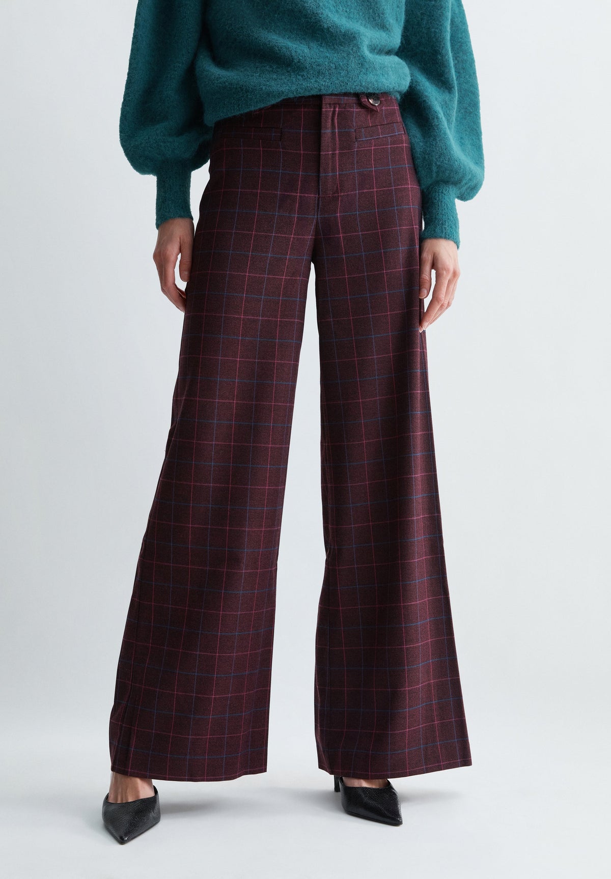 CHECK TROUSERS WITH BUTTON DETAIL