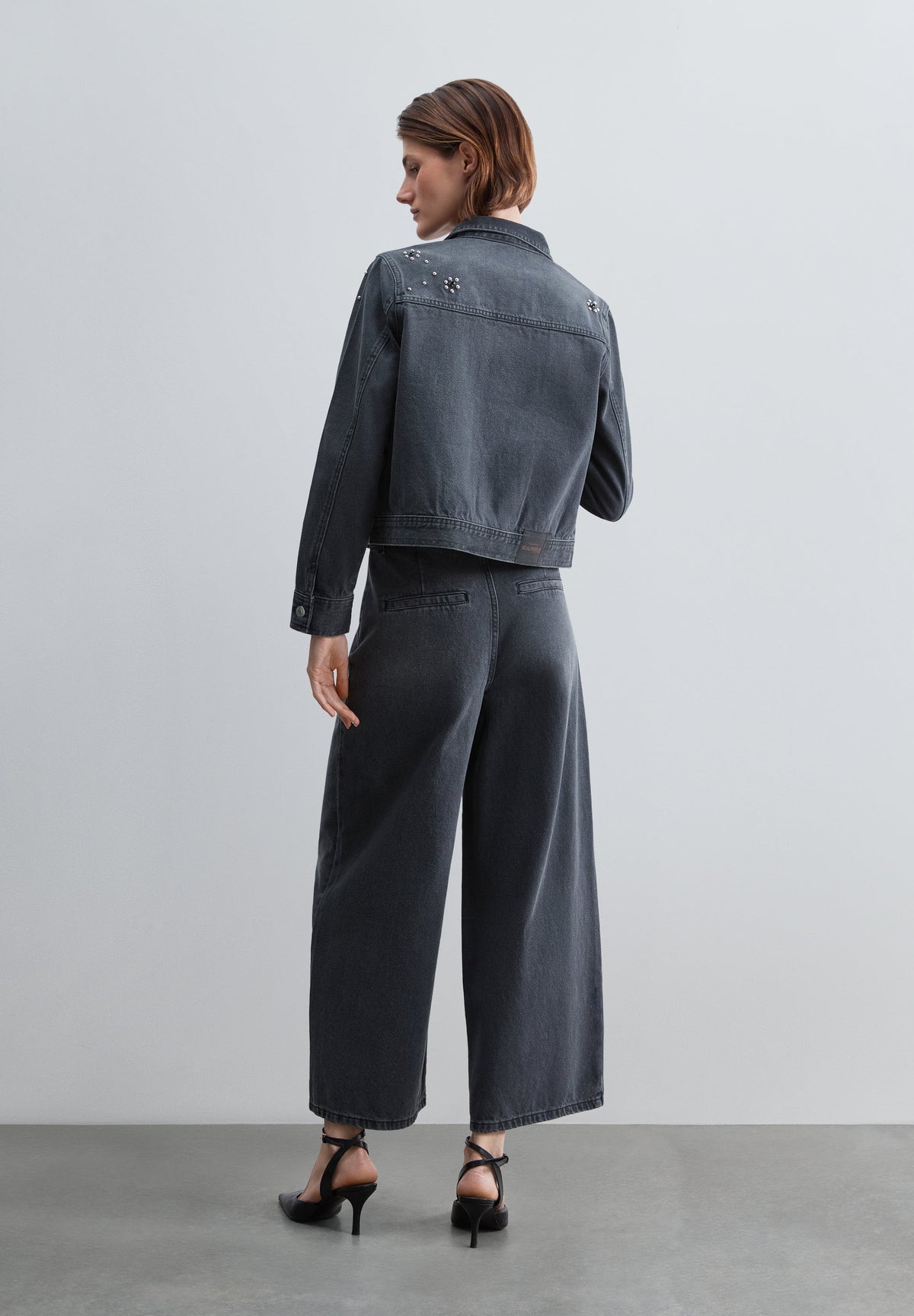STUDDED CULOTTE JEANS