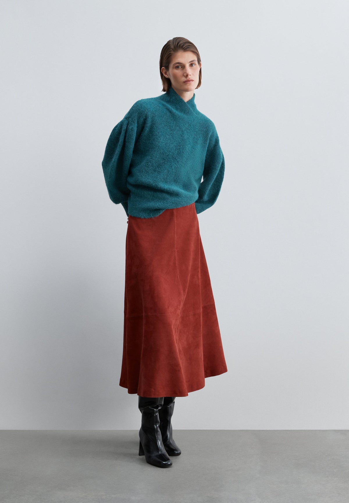PUFF SLEEVE SWEATER