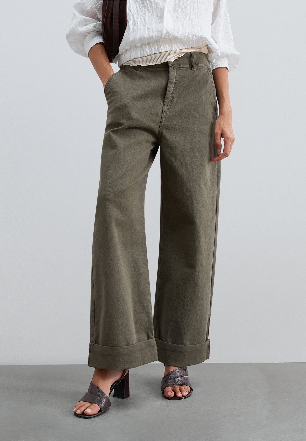 DENIM TROUSERS WITH HEM DETAIL