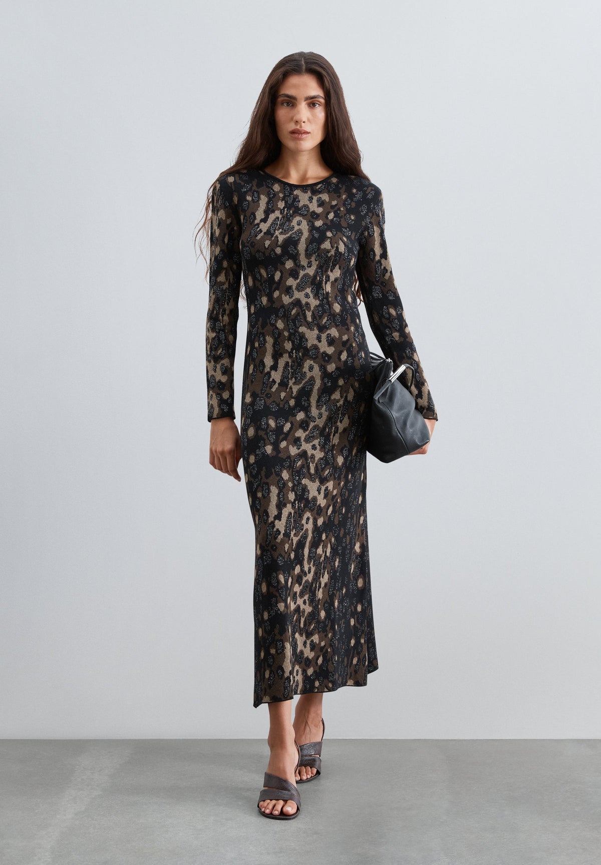 JACQUARD DRESS WITH SHOULDER PADS