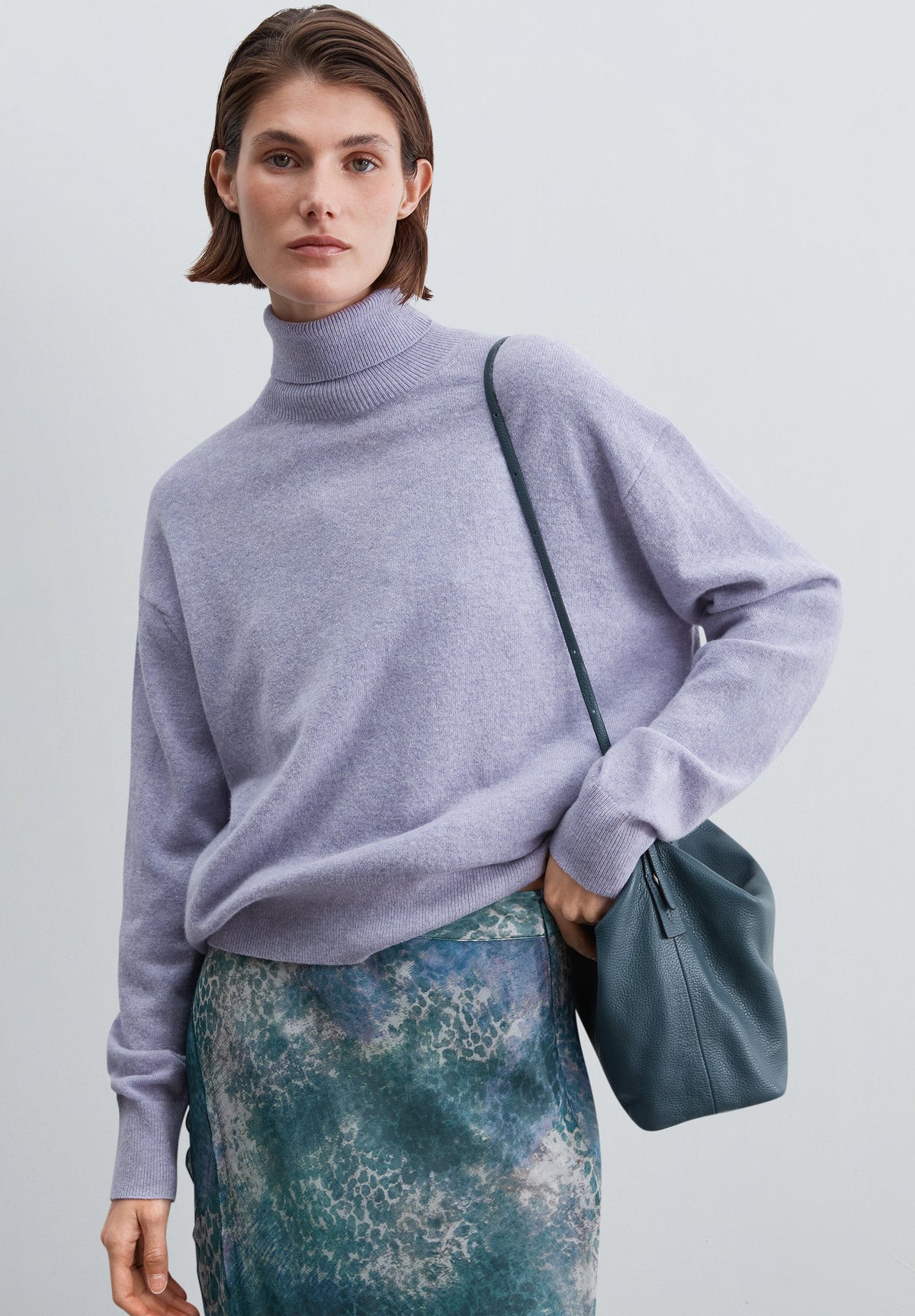 HIGH NECK WOOL SWEATER