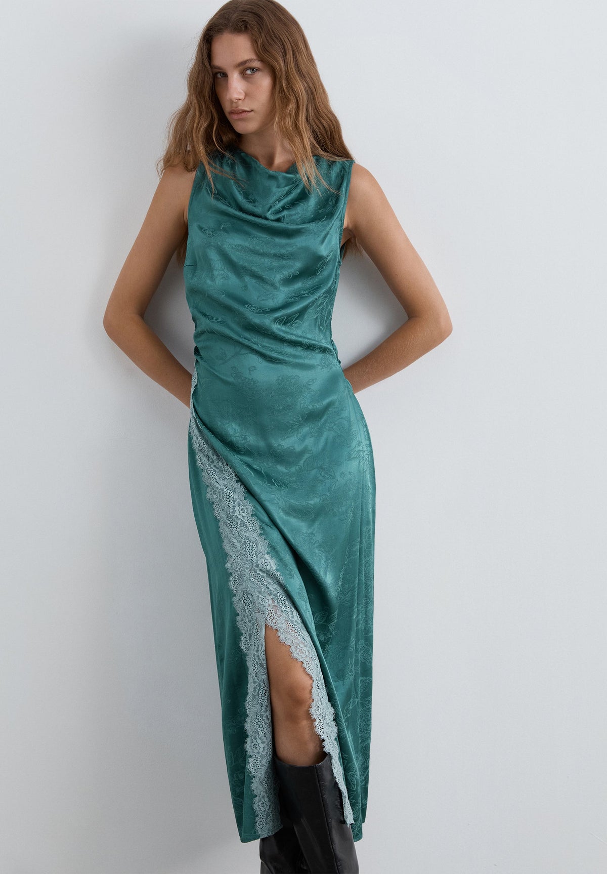 JACQUARD DRESS WITH LACE