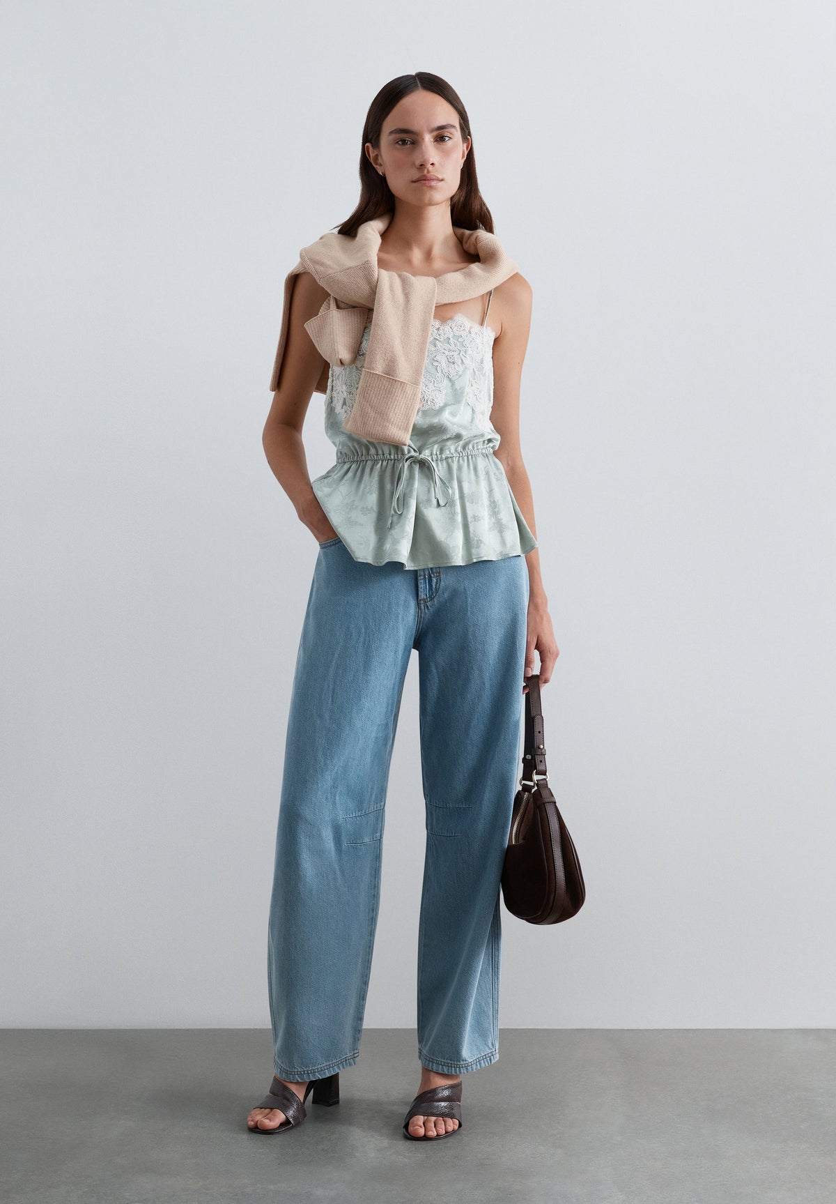 JACQUARD TOP WITH LACE