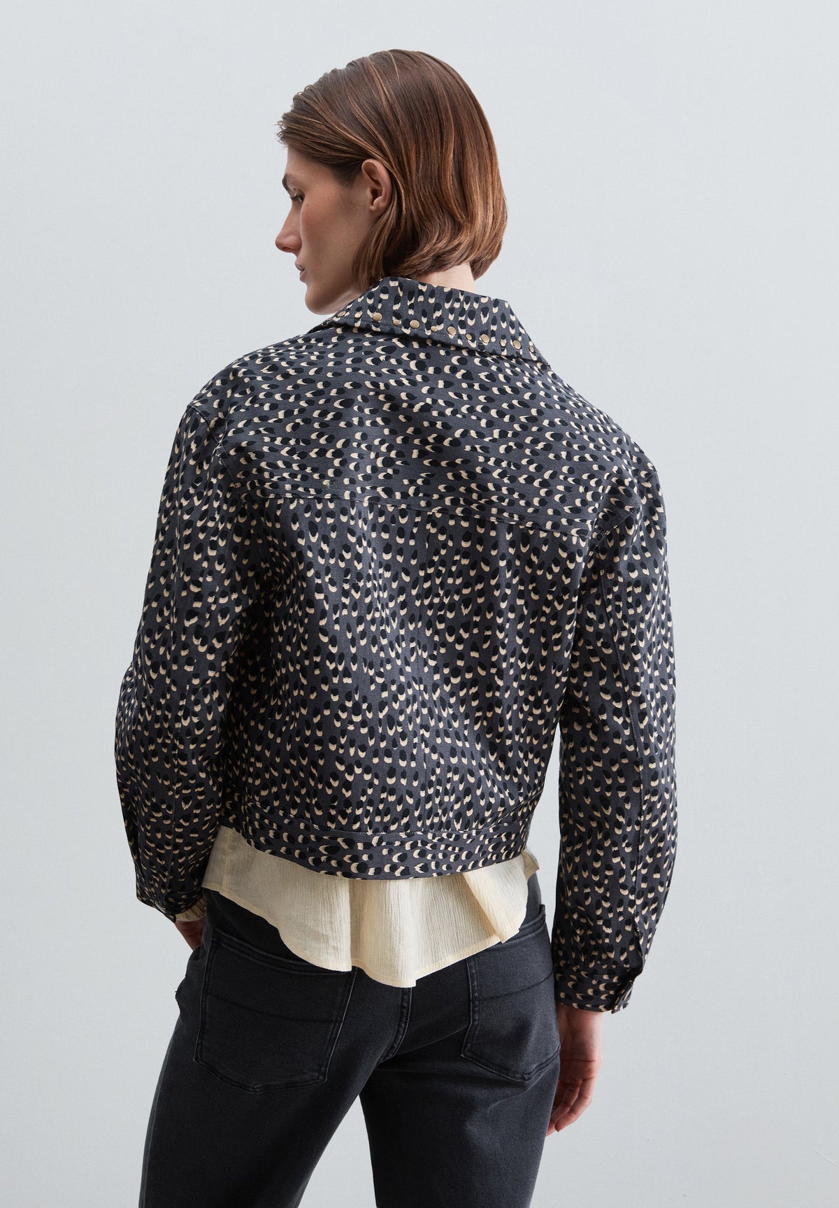 PRINTED JACKET WITH STUDS