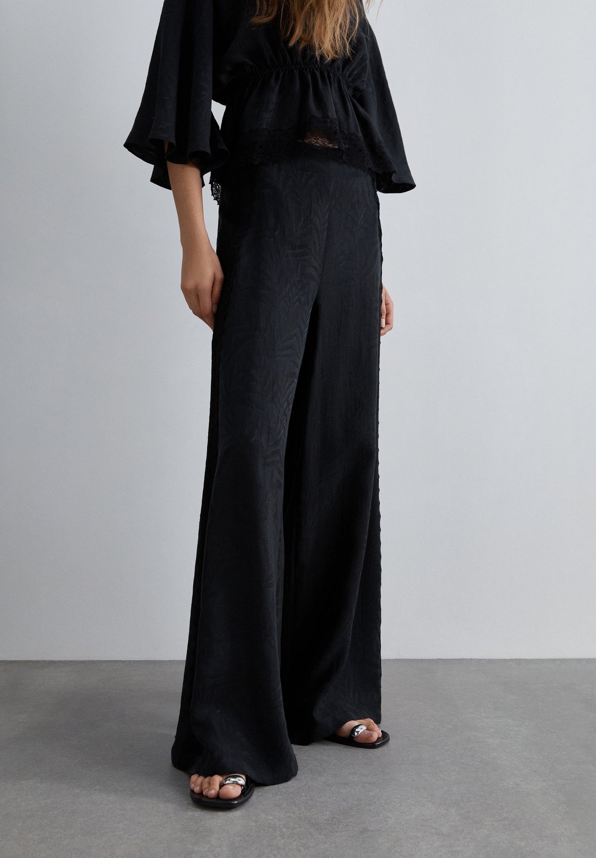 FLOWING TROUSERS WITH SIDE LACE DETAIL