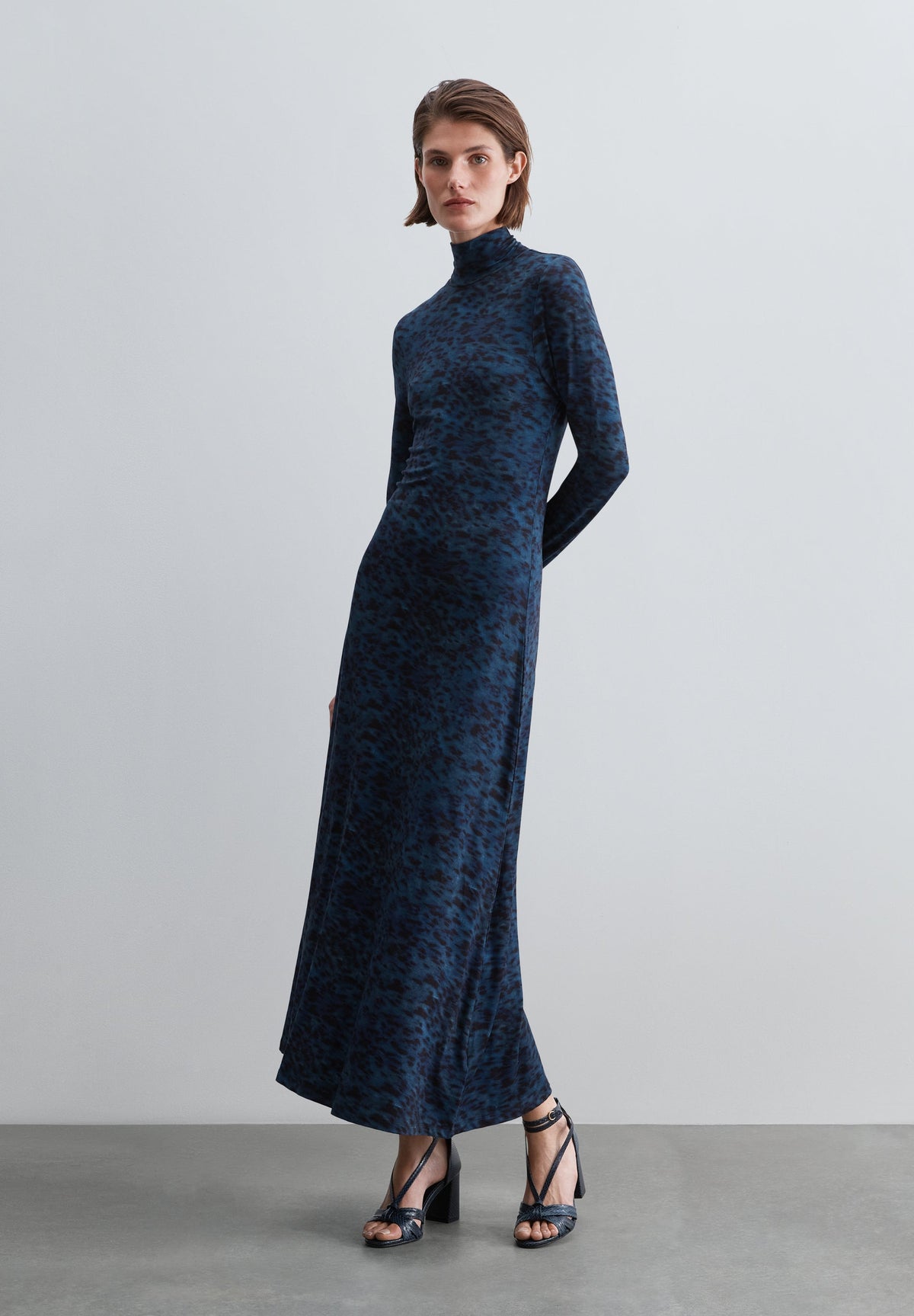 MIDI DRESS WITH HIGH NECK