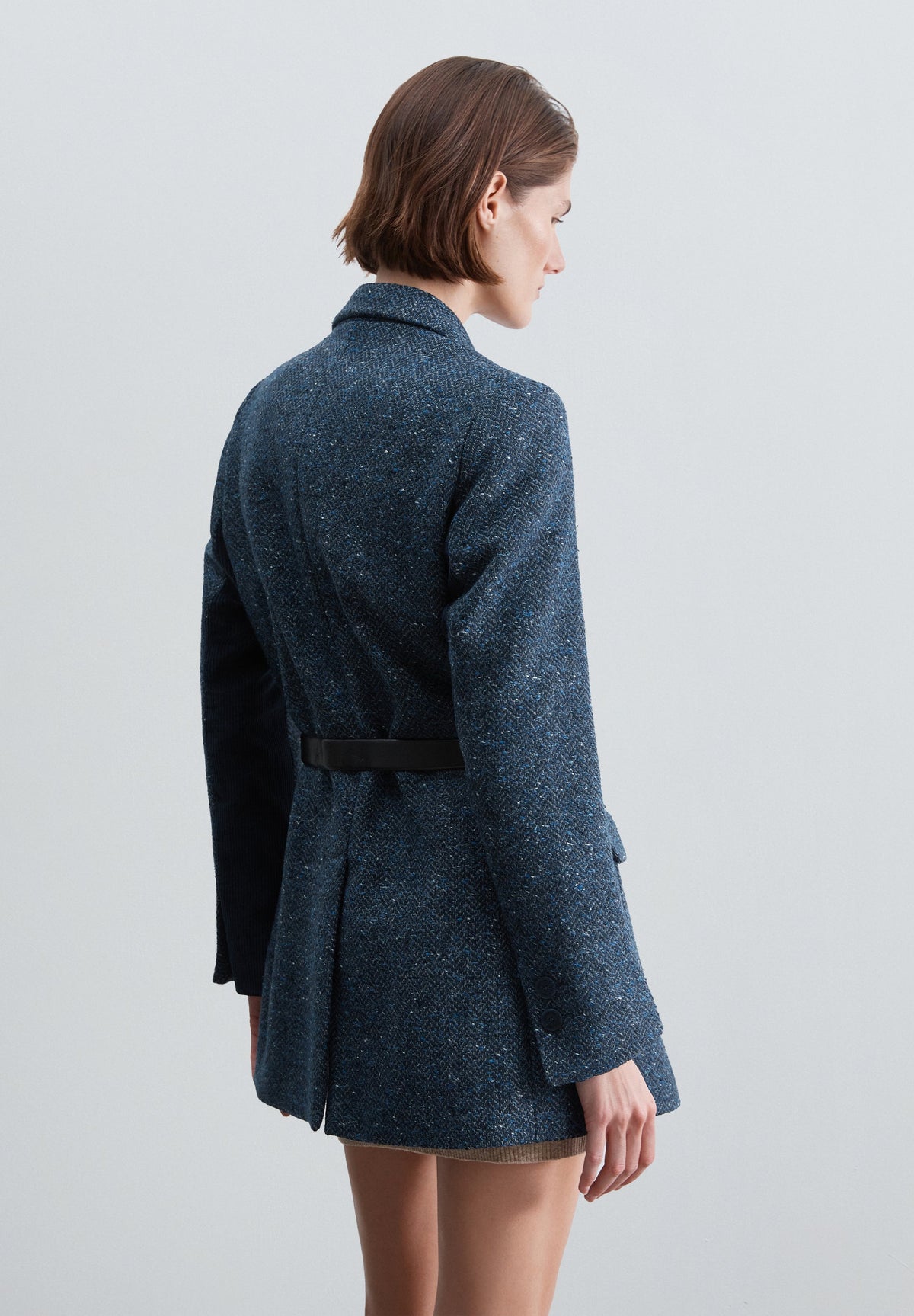 HERRINGBONE COAT WITH COLLAR