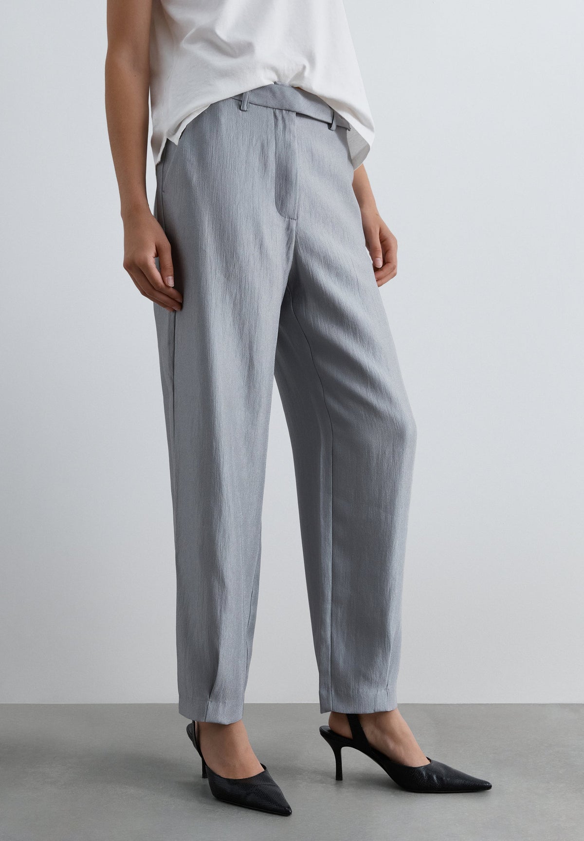 HIGH-WAIST STRAIGHT TROUSERS