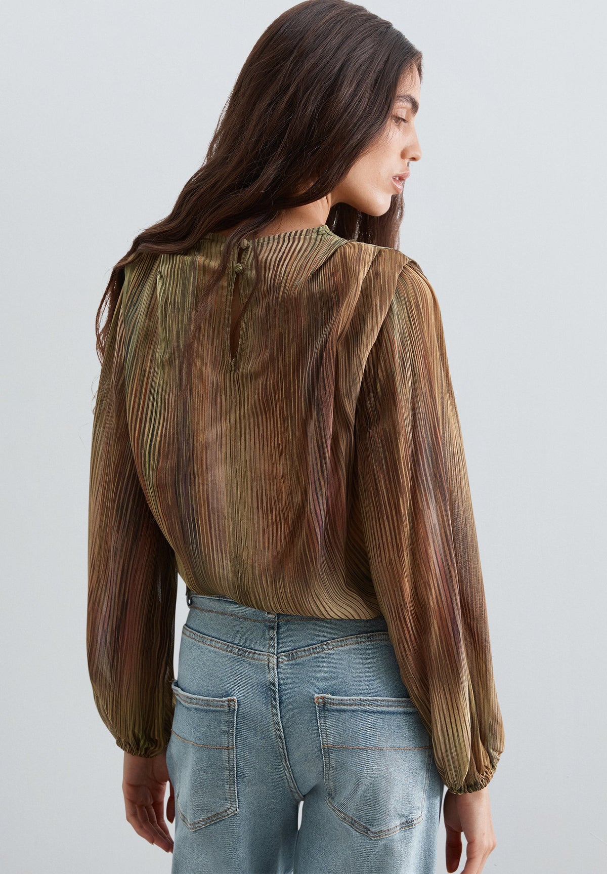 MULTICOLOURED PLEATED BLOUSE