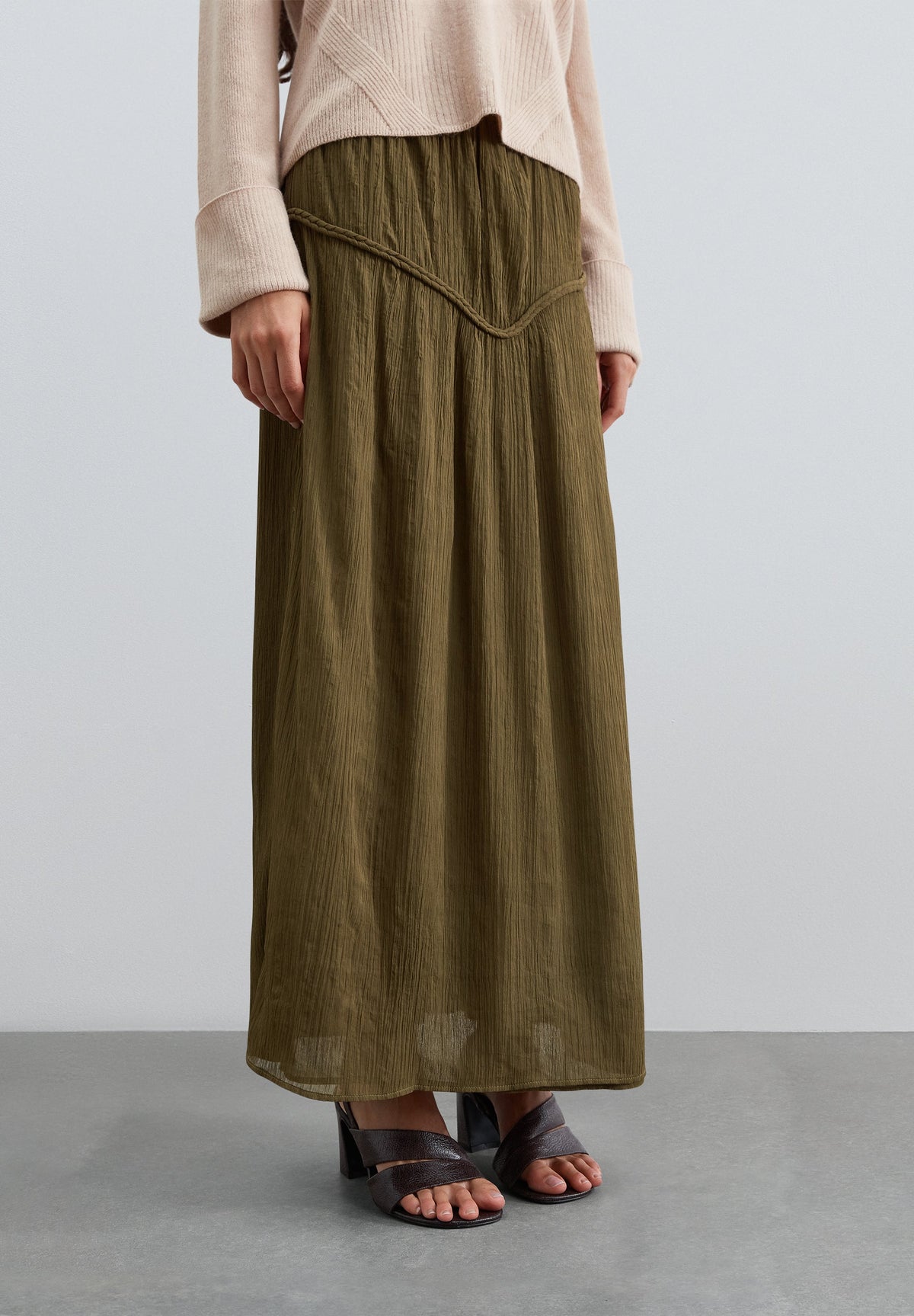 LONG TEXTURED SKIRT