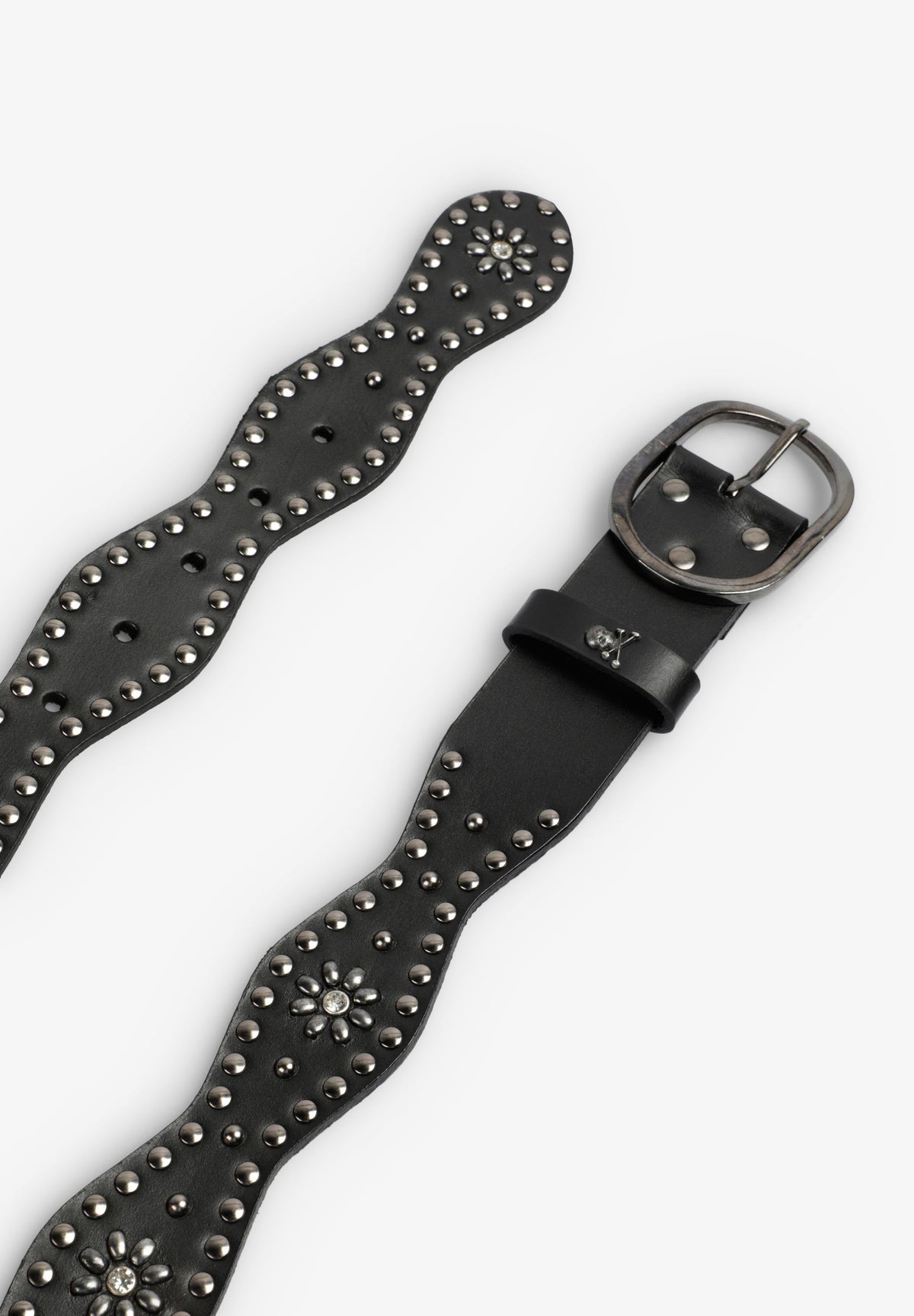 STUDDED WAVY BELT