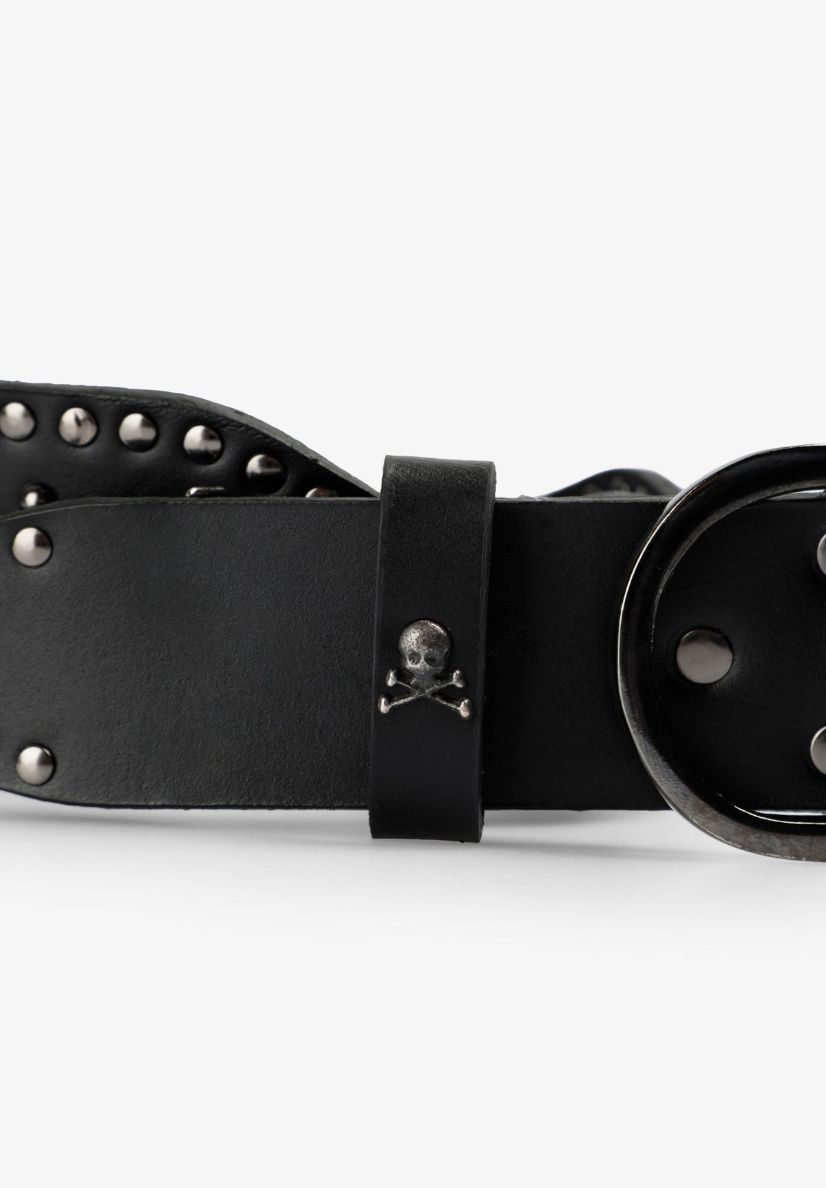 STUDDED WAVY BELT