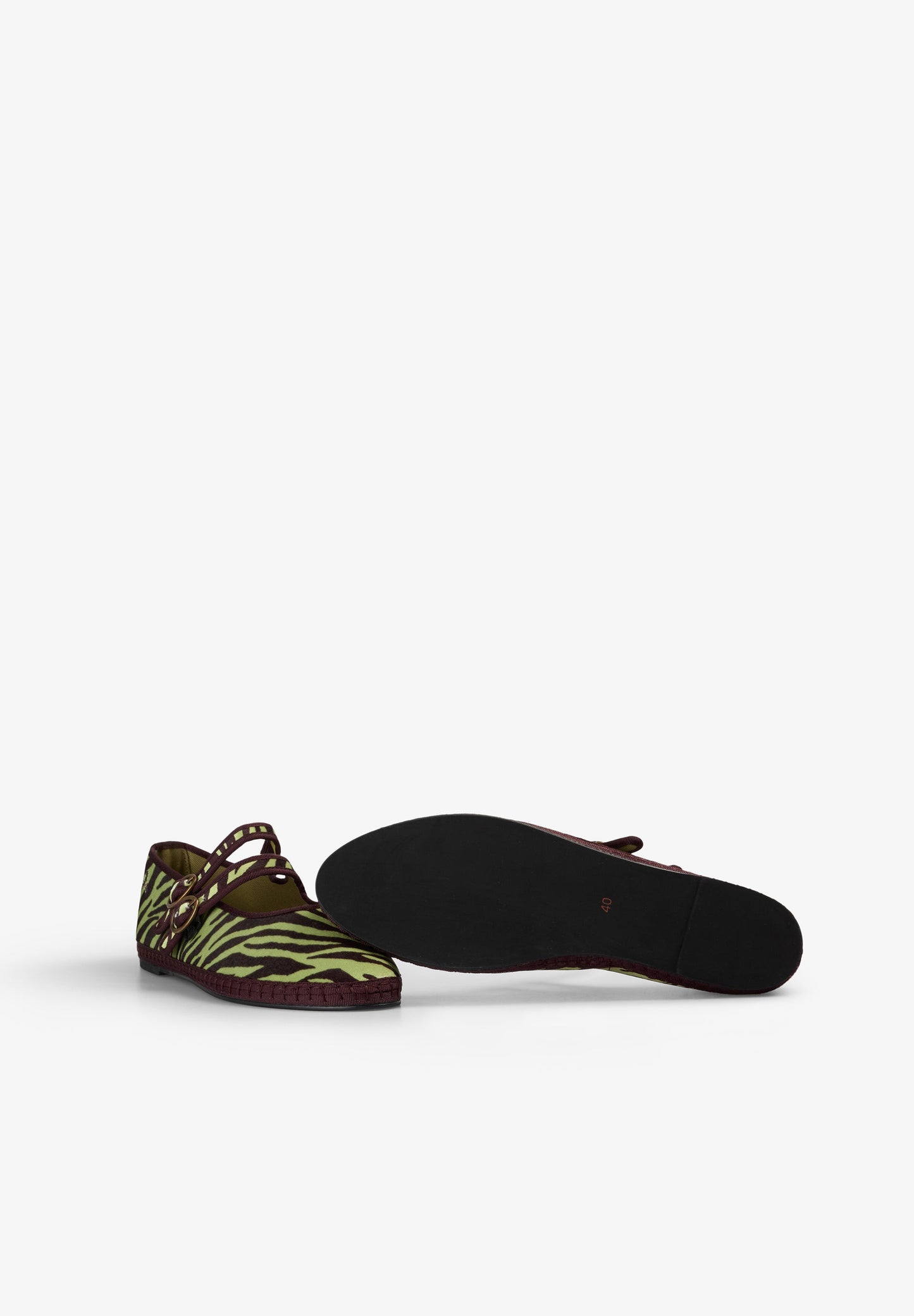 ANIMAL PRINT VELVET BALLET FLATS