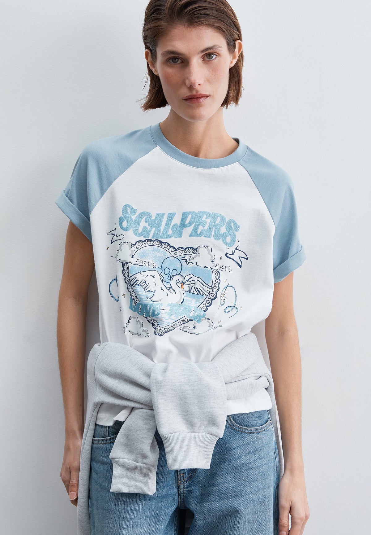 CONTRAST SLEEVE T-SHIRT