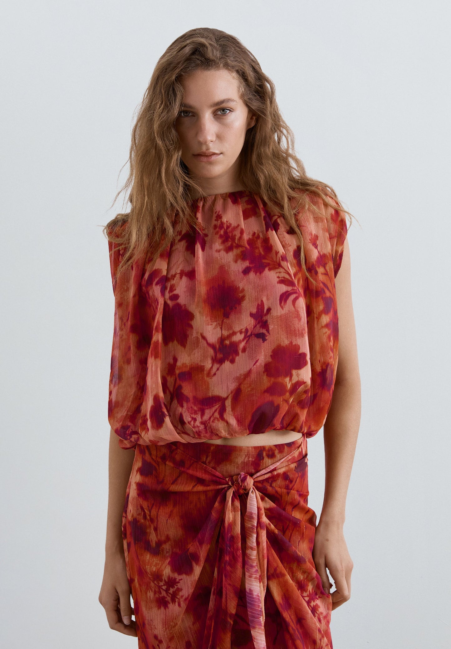 FLORAL PRINT RUCHED TOP