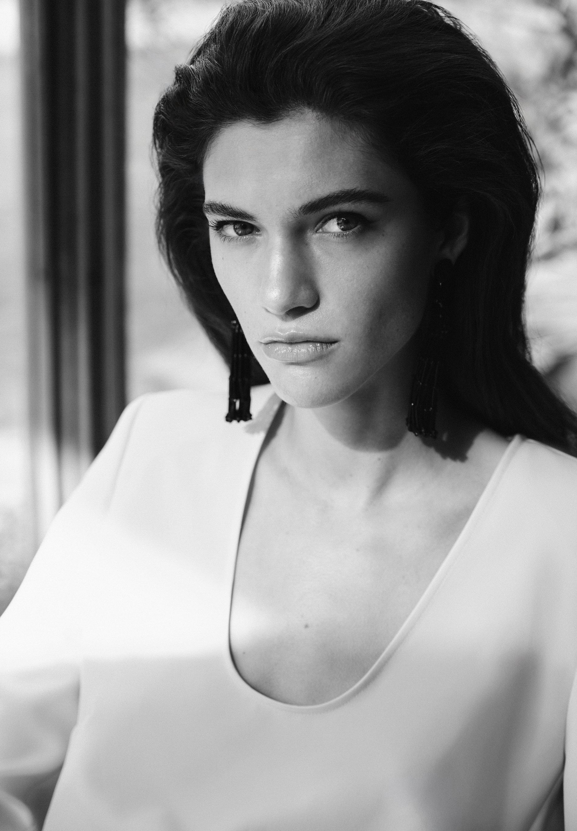 FLOWING ASYMMETRIC TOP