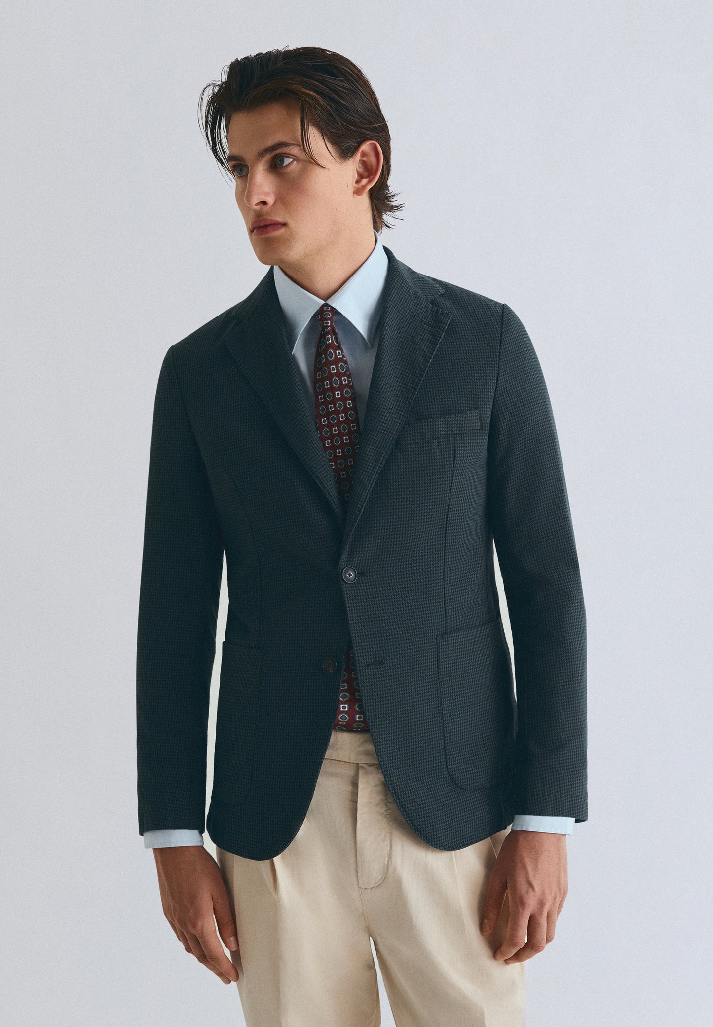 STRAKKE BLAZER MET ZAKKEN