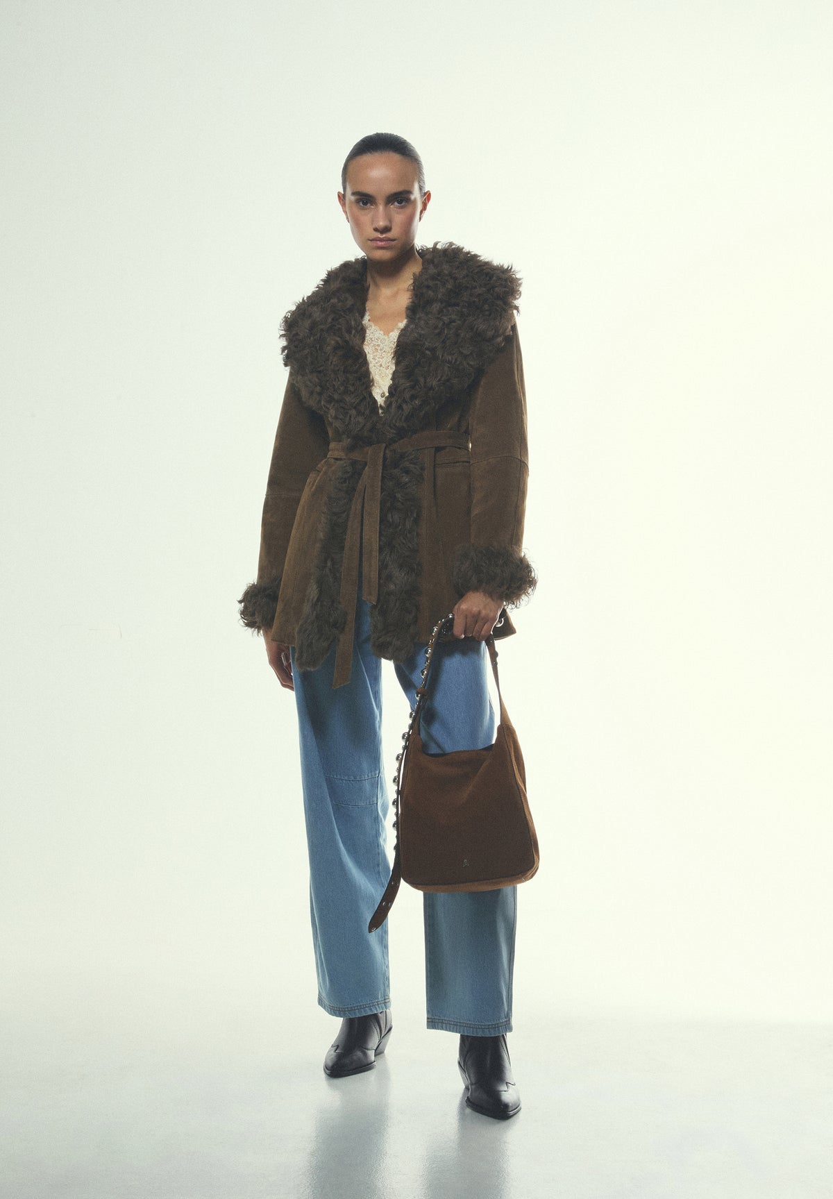 COAT WITH WOOL COLLAR