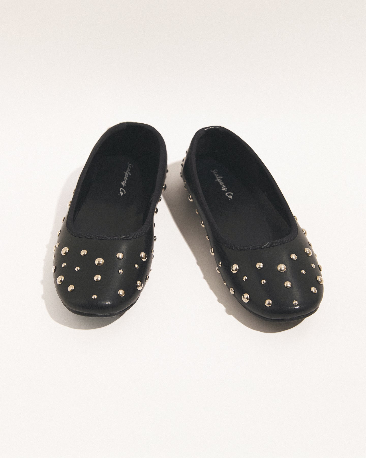 Girls' footwear up to -70%