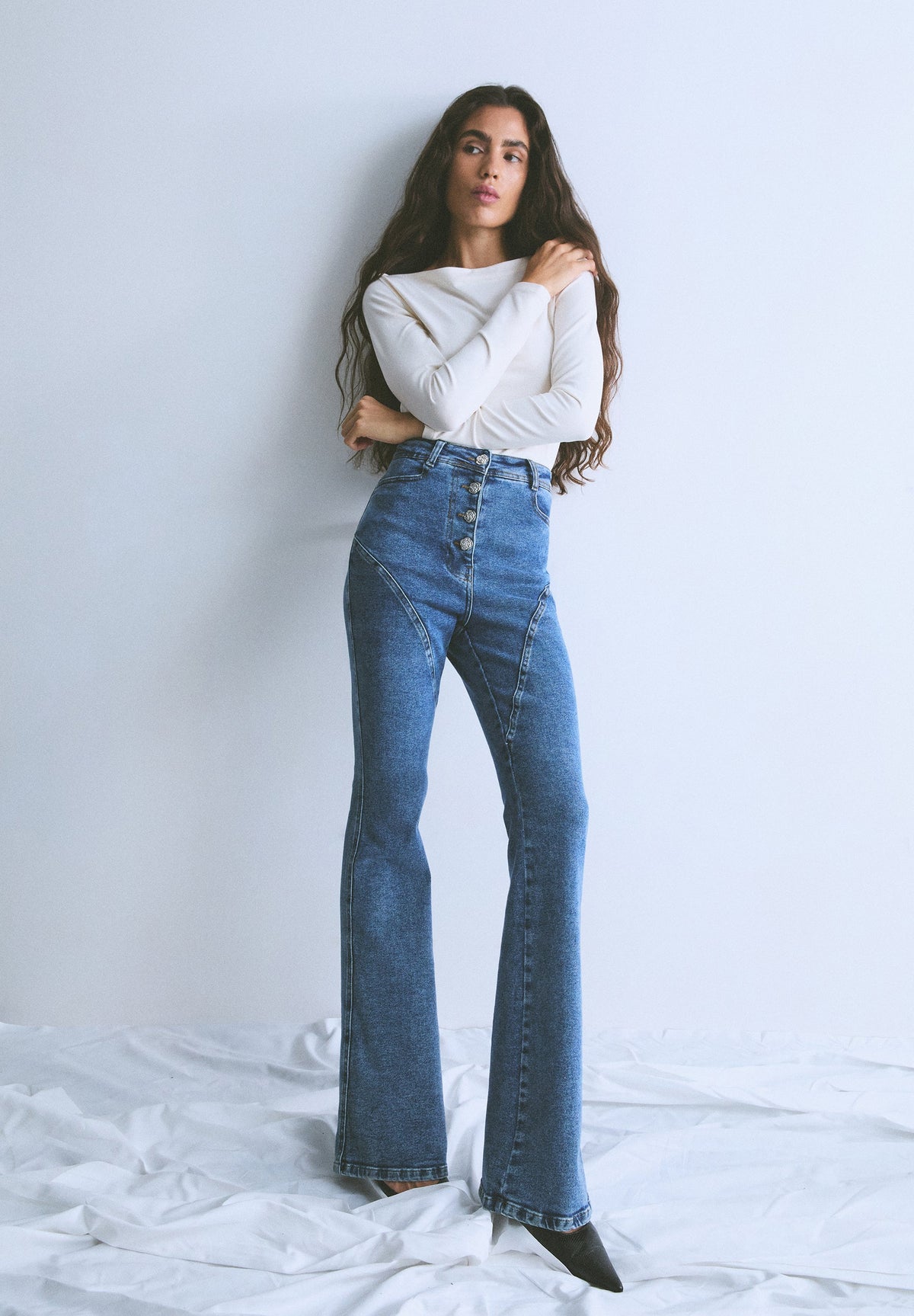 HIGH WAIST BOOTCUT JEANS
