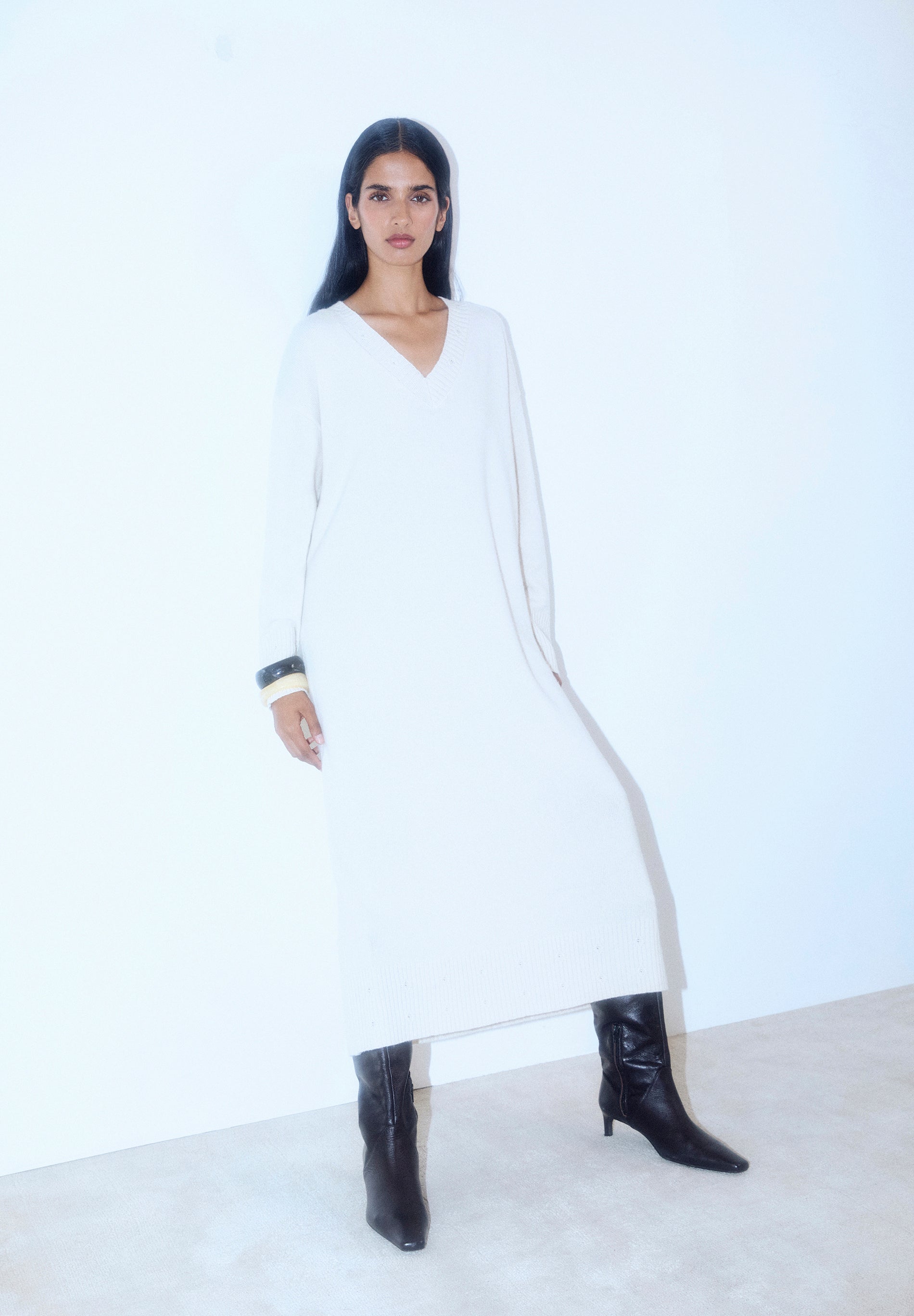 LOOSE-FIT KNIT MIDI DRESS