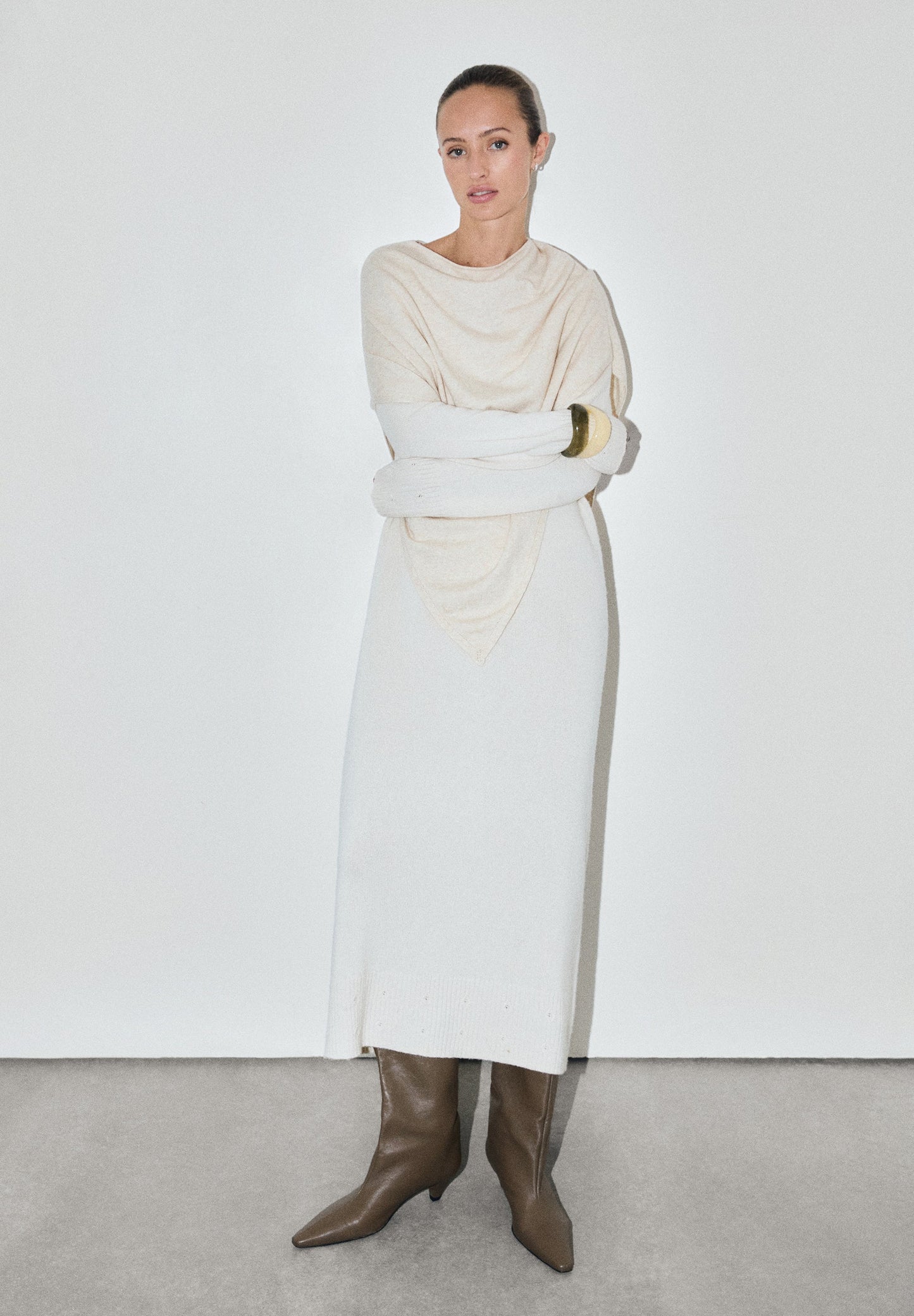 LOOSE-FIT KNIT MIDI DRESS