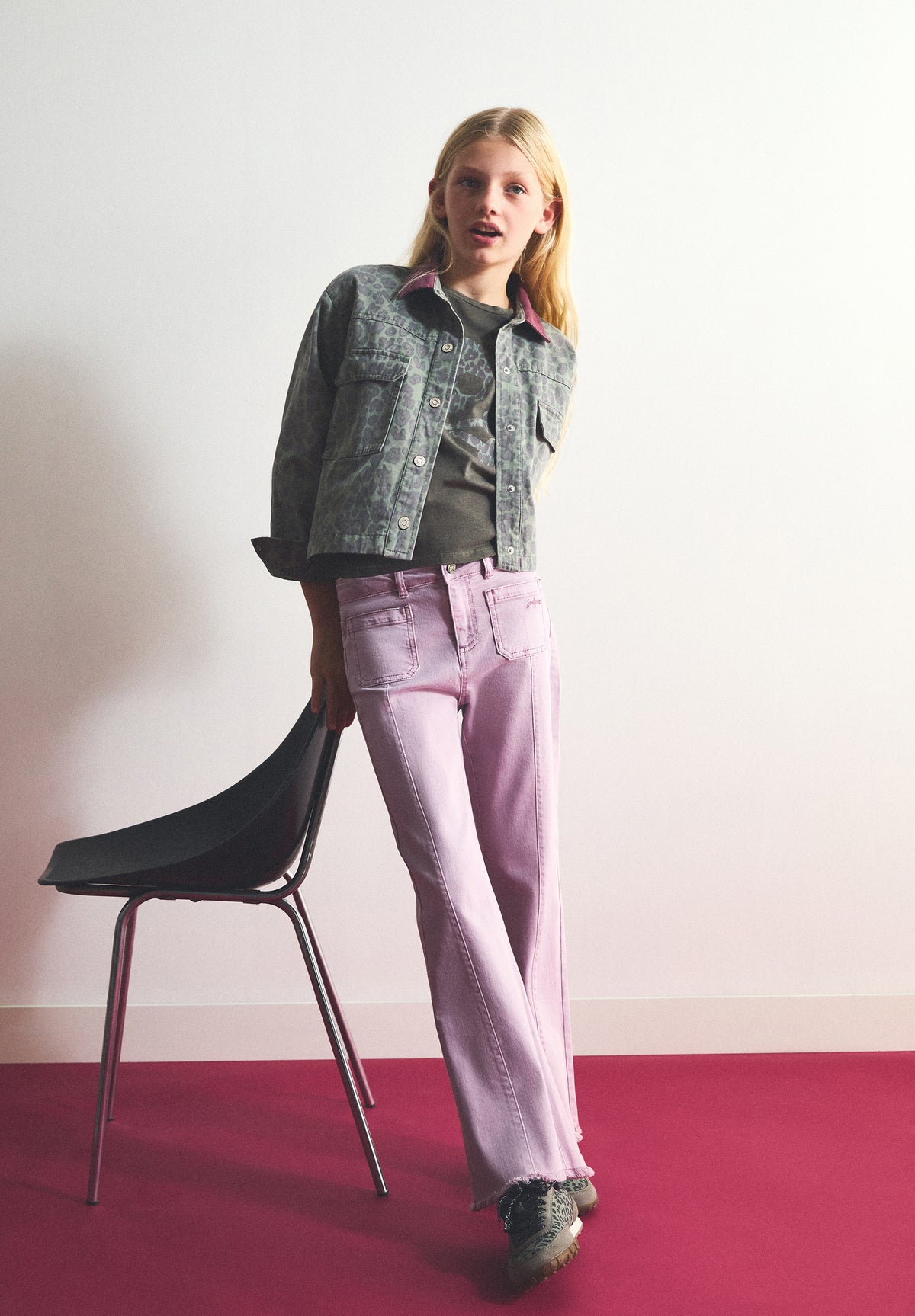 FLARED TROUSERS WITH SEAMS