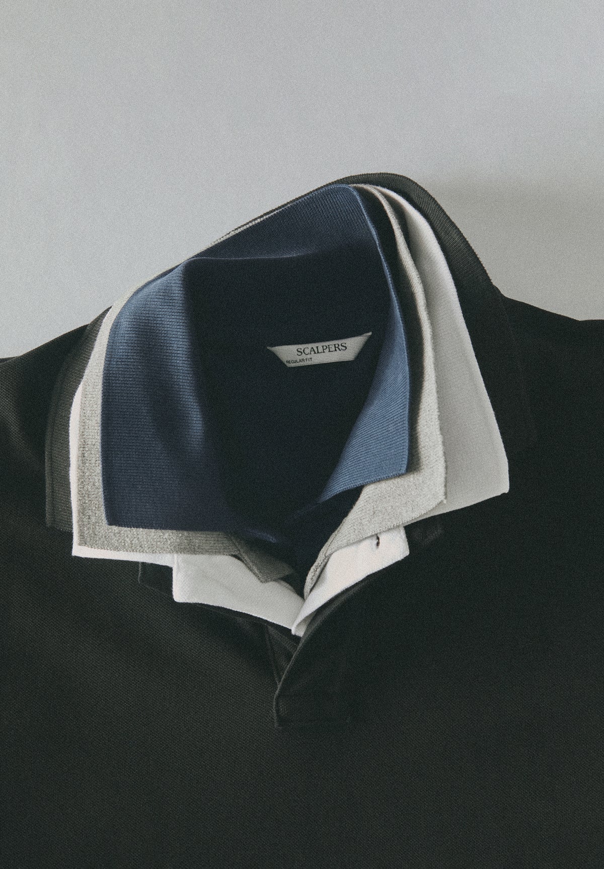 BASIC POLO SHIRT WITH CONTRAST SKULL