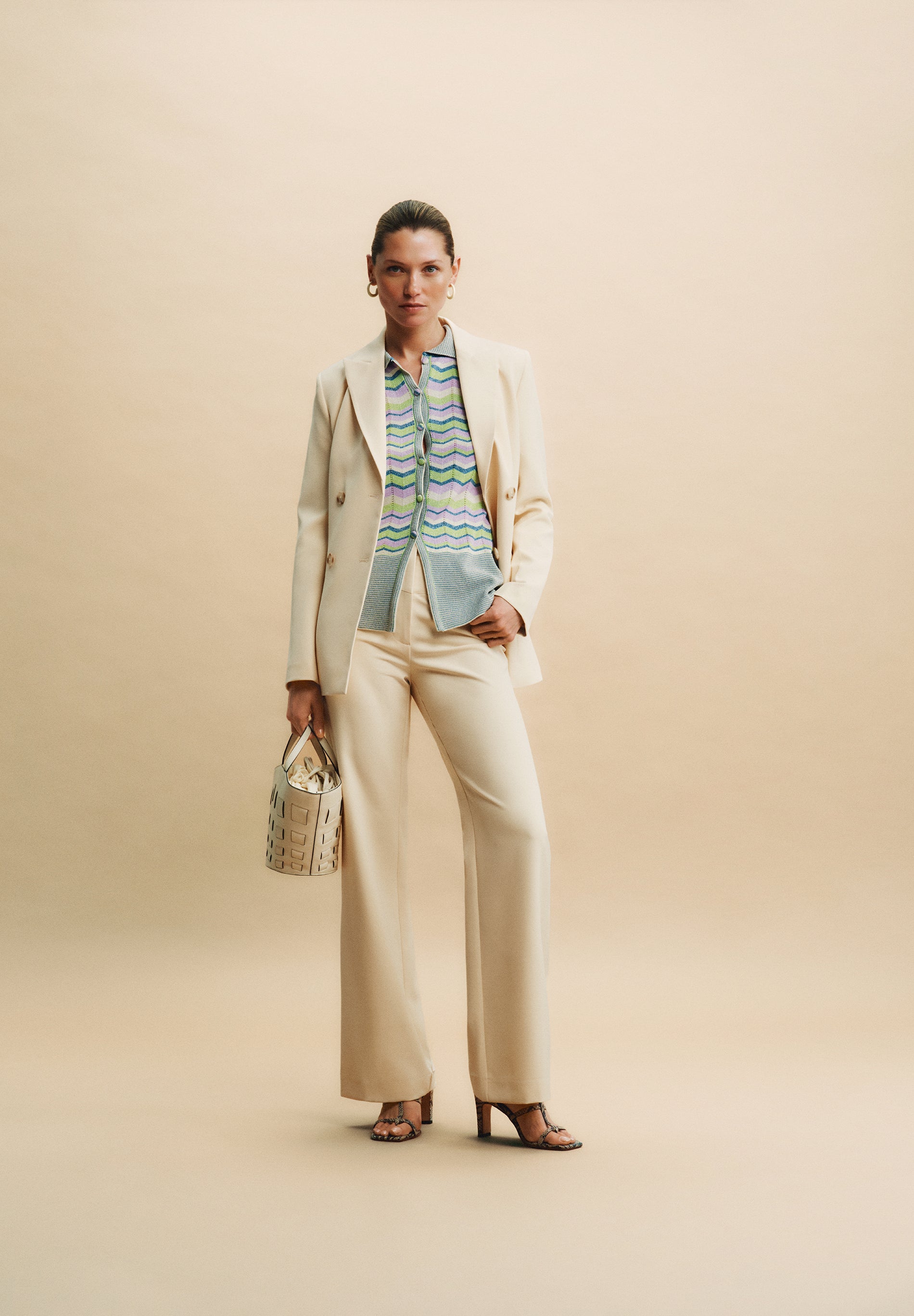 PLAIN DOUBLE-BREASTED BLAZER