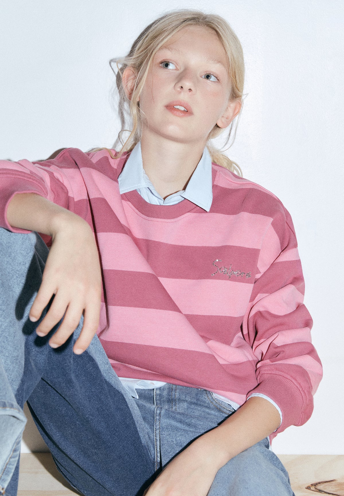 RELAXED FIT STRIPED SWEATSHIRT