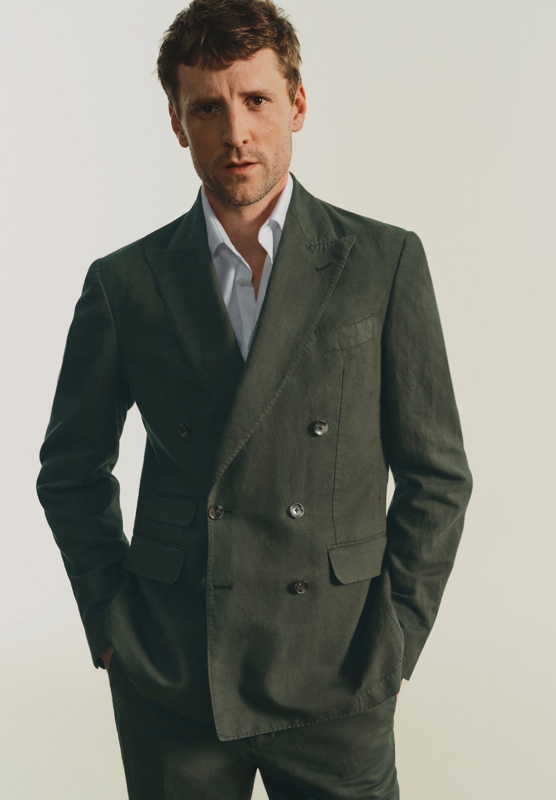 DOUBLE-BREASTED LINEN SUIT BLAZER