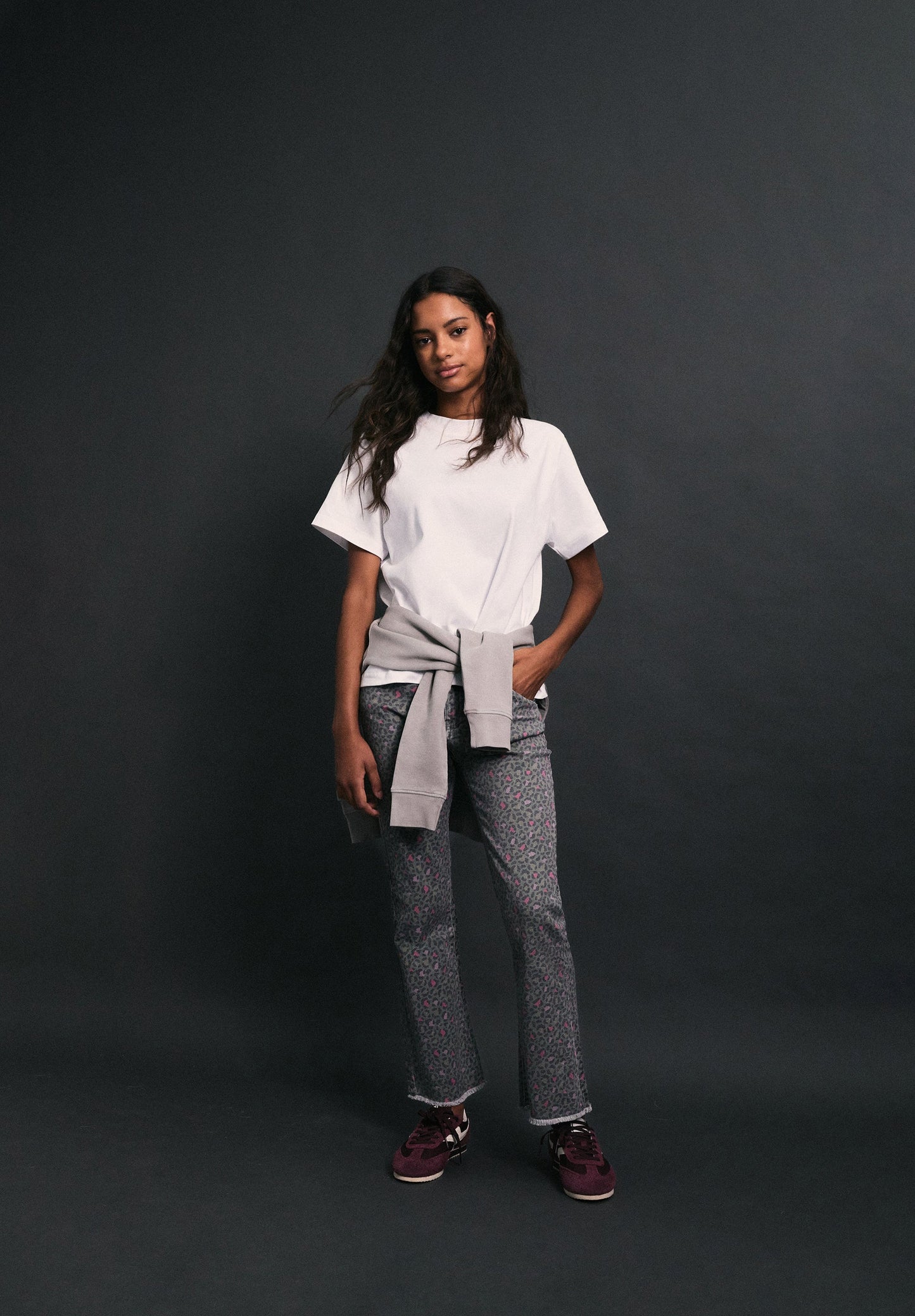 FLARED PRINTED TROUSERS