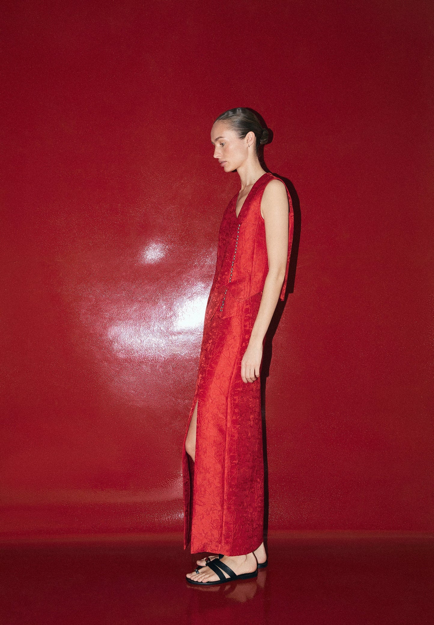 BROCADE SKIRT WITH SLIT