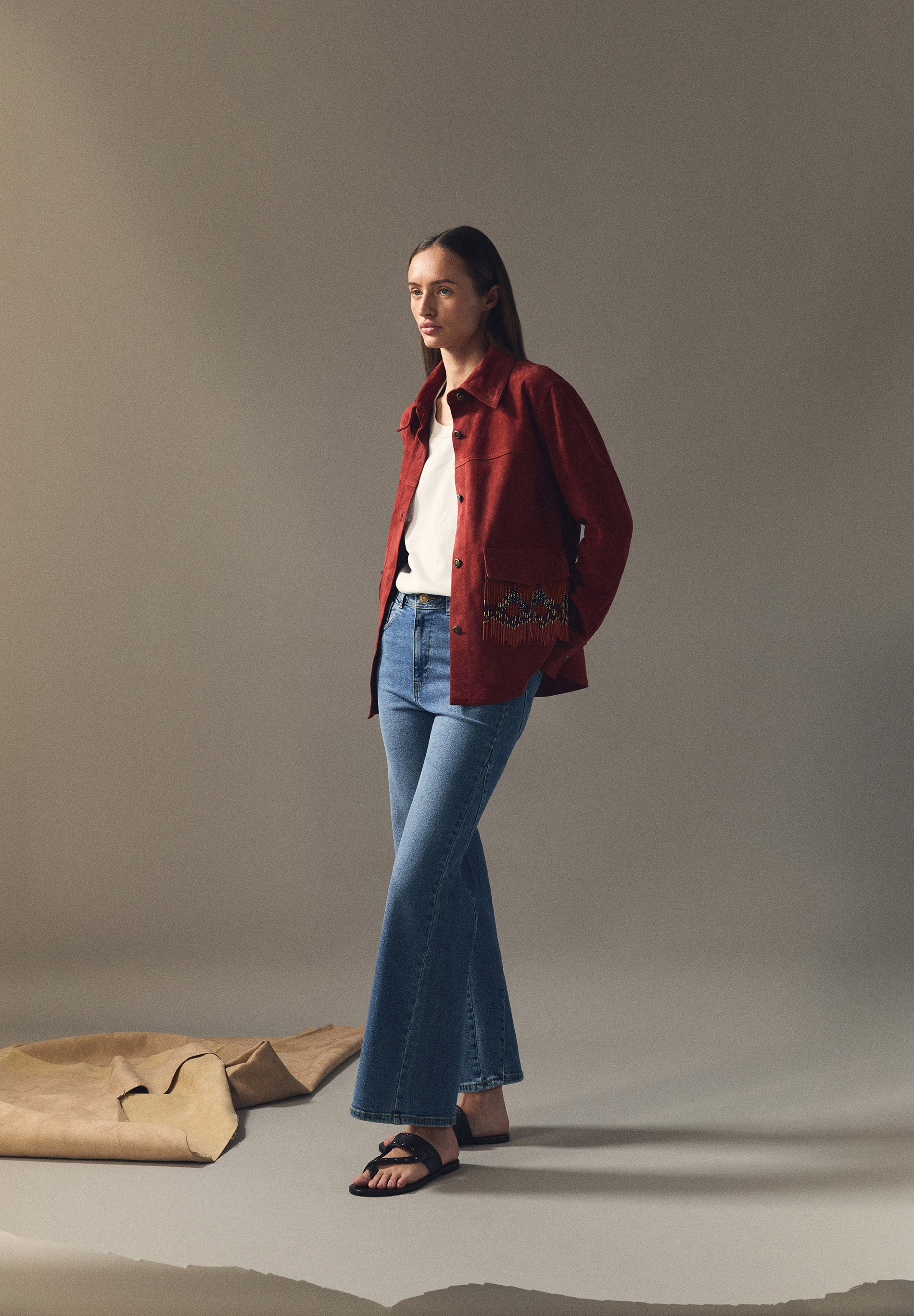 RELAXED FLARED JEANS