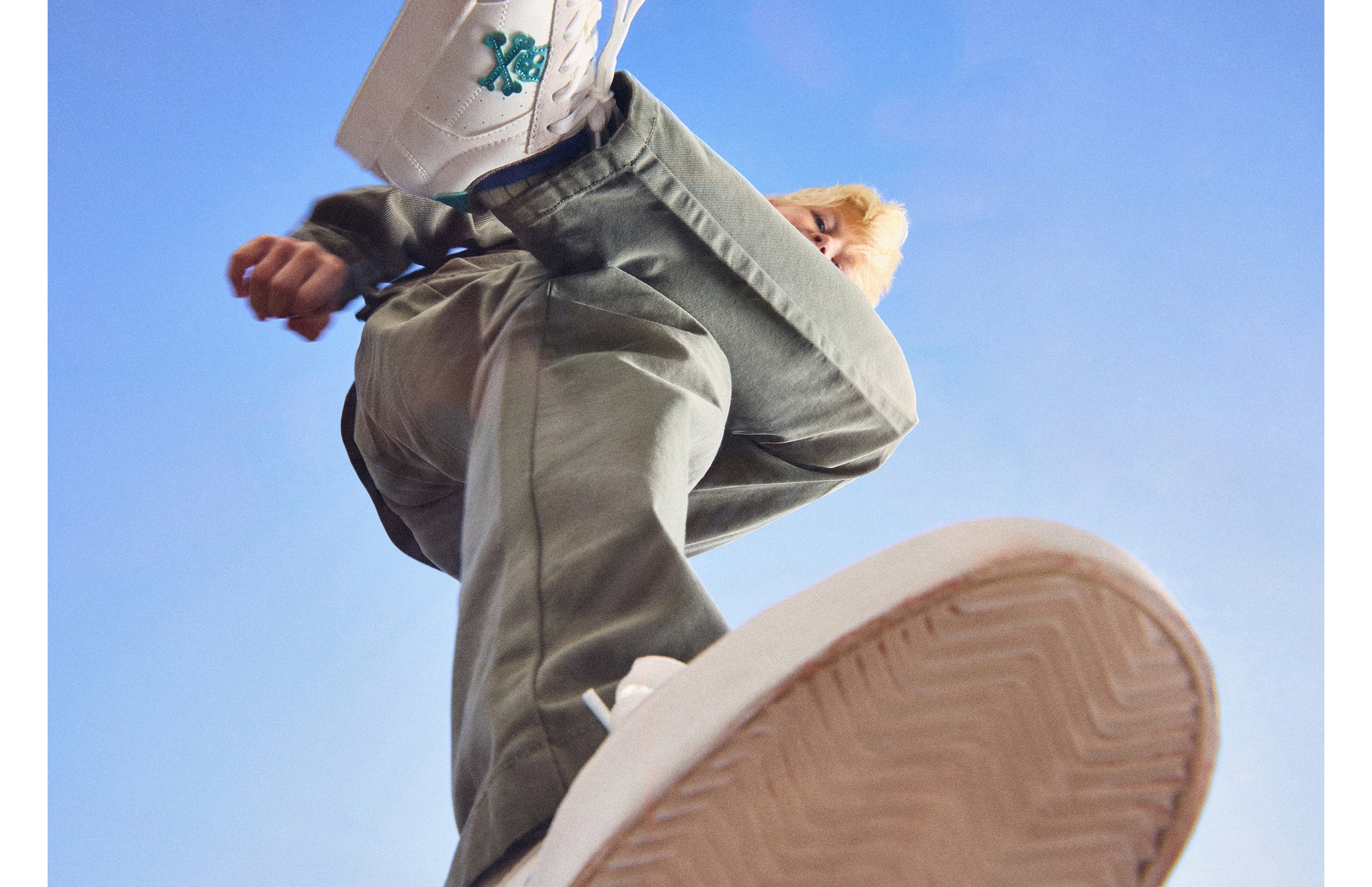 des_101025_boys_sneakers journal_10