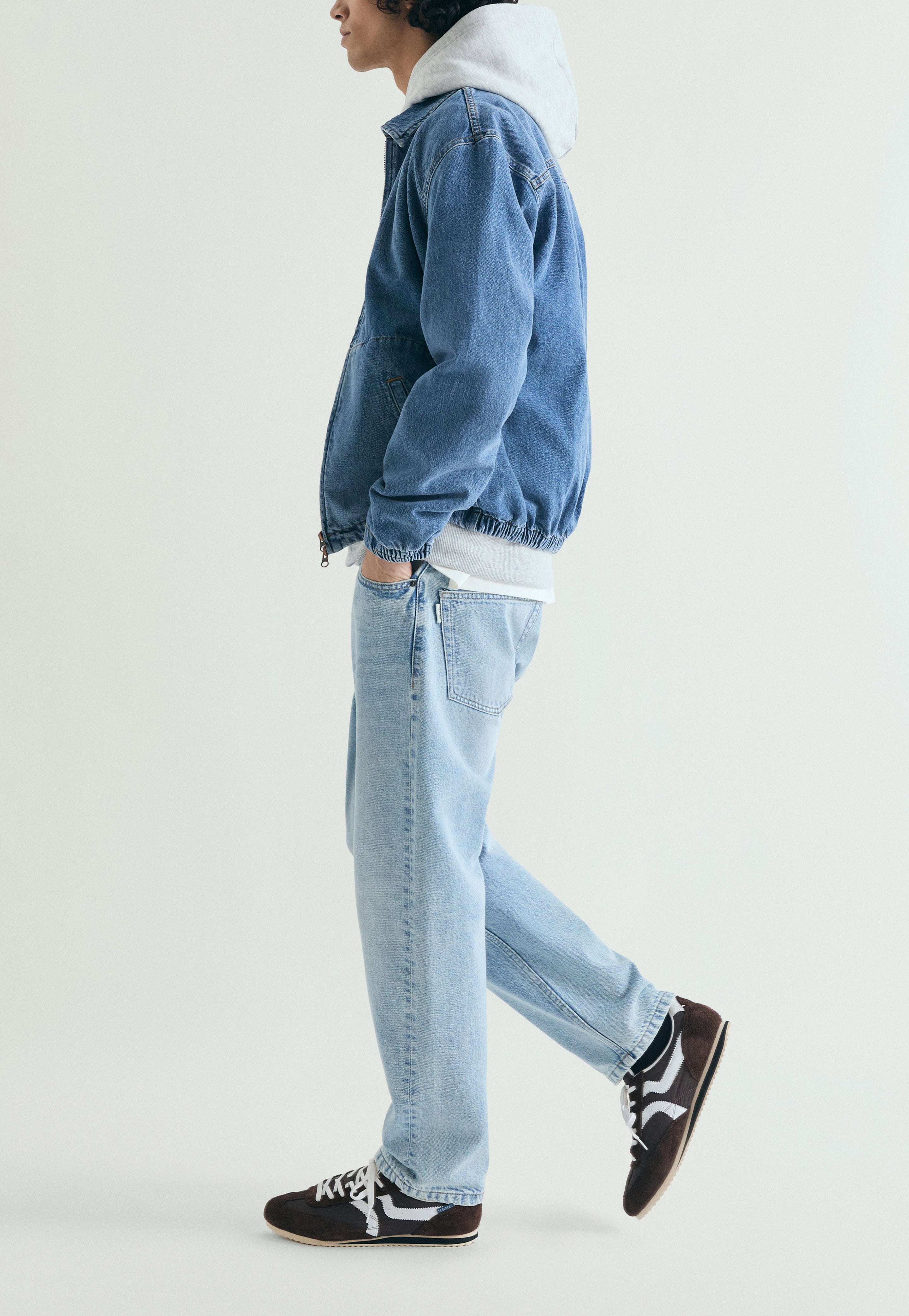 des_150226_newin_h_04