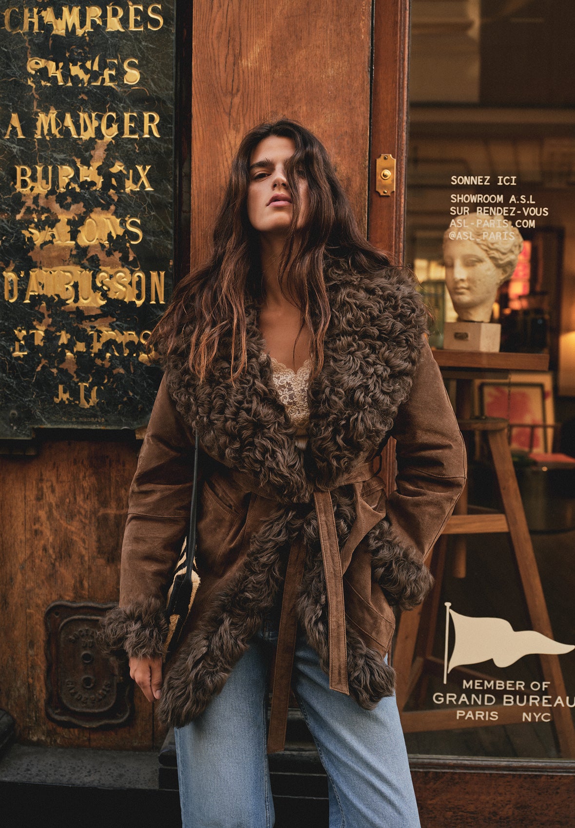 mob_201026_campaign_aw2526_m_02